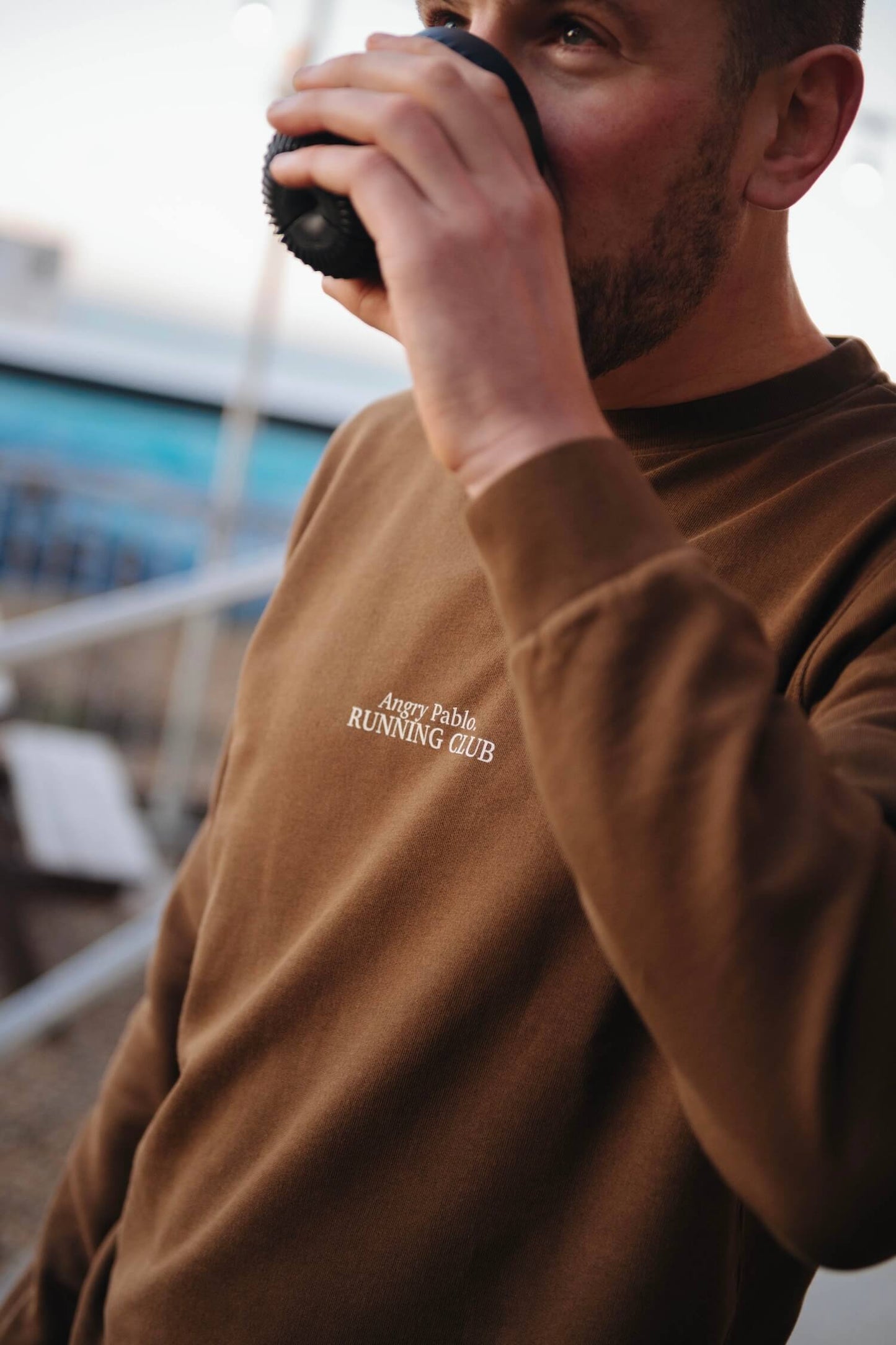 Social Run Club Sweatshirt / Brown